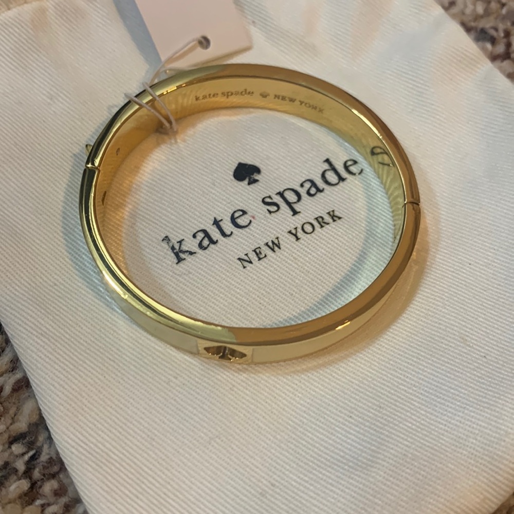 New Kate Spade Bracelet Cream and Gold Hole Punch Spade